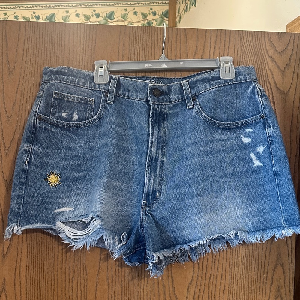 Arizona Jean Company Dark Blue Frayed Jean Shorts